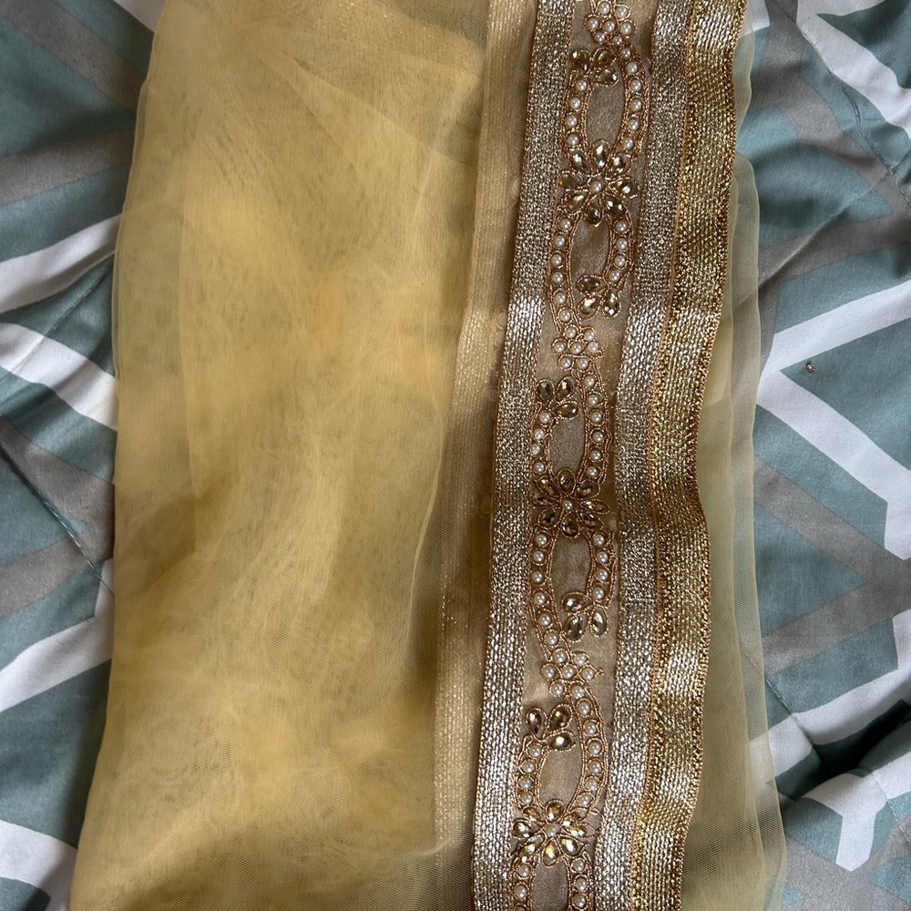 Elegant Gold Embellished Girl 4-5T long dress